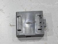 Mercedes-Benz C (W203) 2000-2007 Relay, hälytys Varaosakoodi: A2038202726