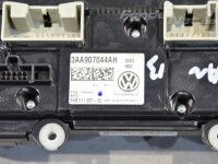 Volkswagen Touran Jäähdytys / Lämmitys ohjaus Varaosakoodi: 3AA907044AH ZJU
Korityyppi: Mahtu...