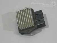 Toyota RAV4 (XA20) 2000-2006 Lämmityslaitteen puhaltimen vastus Varaosakoodi: 87165-13010
