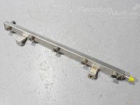 Volkswagen Golf 6 Polttonesteen jakelulaite Varaosakoodi: 07K133317E 
Korityyppi: 5-ust luu...