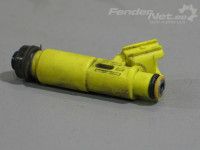 Toyota Avensis Verso 2001-2006 Polttoainesuutin (2.0 bensiini) Varaosakoodi: 23250-28050