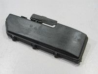 Volvo S60 2000-2009 Sulakerasian kansi Varaosakoodi: 9494211