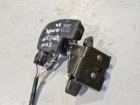 Toyota Corolla 2002-2007 Takakannen lukko (H/B) Varaosakoodi: 69350-13290