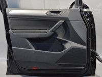 Volkswagen Touran 2015-... Oven kaiuttime Varaosakoodi: 5TA035454
Korityyppi: Mahtunivers...