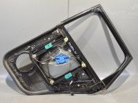 Volkswagen Touareg Takaoven lasinkehys, vasen Varaosakoodi: 7L0839353K
Korityyppi: Maastur