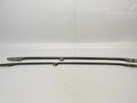 Volkswagen Passat (B7) Kattokaite (sarja)(univ.) Varaosakoodi: 3C9860025B  03C
Korityyppi: Unive...