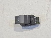 Volkswagen Golf 5 Lasinnostimen kytkin, vasen (taka) Varaosakoodi: 7L6959855B  REH
Korityyppi: 5-ust...