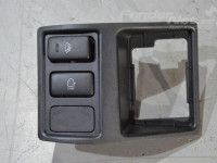 Lexus IS Tuulilasin lämmitys kytkin Varaosakoodi: 84794-33020
Korityyppi: Sedaan