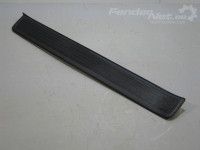 Honda CR-V Kynnys / Kynnyssuojus, oikea (etu) Varaosakoodi: 84202-SWA-A01ZB
Korityyppi: Linna...