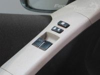 Toyota Yaris Lasinnostimen kytkin, vasen (etu-) Varaosakoodi: 84820-0D200
Korityyppi: 5-ust luu...