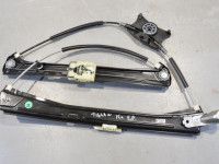 Volkswagen Tiguan 2016-2024 Etuoven lasinnostin mekaaninen, oikea(el.)(kompl.) Varaosakoodi: 5NA837462
Korityyppi: Linnamaastu...