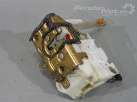 Toyota Avensis (T22) 1997-2003 Lukkolaite, vasen (taka) Varaosakoodi: 69050-05021