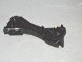Toyota RAV4 (XA30) 2006-2013 Puskurin kiinnitys, vasen Varaosakoodi: 52536-42020 -> 52536-42021
Kority...