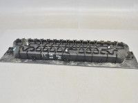 Volkswagen Transporter (T5, Caravelle, Multivan) Kynnys / Kynnyssuojus, oikea (taka) Varaosakoodi: 7H0863725T  9B9
Korityyppi: Istme...