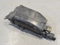 Audi 100 1990-1994 Aktiivihiilisäiliö (bensiini) Varaosakoodi: 4A0201801