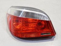 BMW 5 (E60 / E61) 2003-2010 Takavalo, vasen (sedan) -03/2007 Varaosakoodi: 63217165737