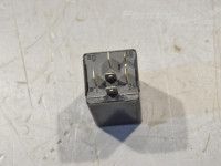 Öljynpaineen valvonnan rele Varaosakoodi: 813919082