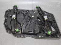 Volkswagen Touareg Etuoven lasinnostin mekaaninen, oikea(el.)(kompl.) Varaosakoodi: 7P6837462B
Korityyppi: Maastur
Mo...