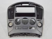 Hyundai H-1 Penkin läm.kytkin, vasen Varaosakoodi: 933304H0004X
Korityyppi: Kaubik