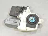 Volkswagen Jetta Lasinnostimen moottori, taka vasen Varaosakoodi: 3C0959703B VW1
Korityyppi: Sedaan...