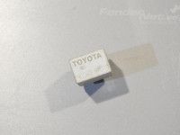 Toyota Corolla 2002-2007 releet Varaosakoodi: 90080-87019