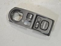 Subaru Forester Sivuperuutuspeilin kytkin Varaosakoodi: 83061FG000
Korityyppi: Linnamaast...