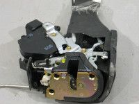 Toyota RAV4 (XA20) 2000-2006 Lukkolaite, oikea (taka) Varaosakoodi: 69330‑42060