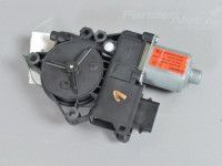 Kia Sorento Lasinnostimen moottori, oikea taka Varaosakoodi: 83460-2P010
Korityyppi: Linnamaas...