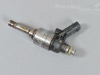 Audi A4 (B8) Polttoainesuutin (2.0 bensiini) Varaosakoodi: 06H906036AB
Korityyppi: Universaa...