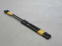 Volkswagen Passat (B7) Takakannen kaasuvaimennin Varaosakoodi: 3AF827550B
Korityyppi: Universaal...