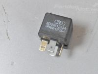 Audi A6 (C5) releet Varaosakoodi: 8D0951253A
Korityyppi: Universaal...