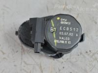 BMW X5 (E53) Lämmityslaitteen säätömoottori Varaosakoodi: 69179419
Korityyppi: Maastur