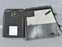 BMW X5 (E53) Sisusta takaosan verhoilu, oikea Varaosakoodi: 51477034398
Korityyppi: Maastur