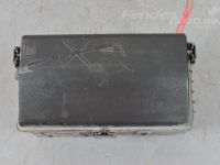 Chevrolet Orlando Sulakerasia / Sähköpääkeskus Varaosakoodi: 96982032
Korityyppi: Mahtuniversa...