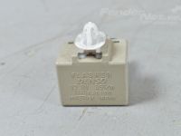 Subaru Outback Suuntavilkun rele Varaosakoodi: 86111AJ001
Korityyppi: Universaal