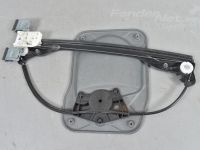 Skoda Fabia Etuoven lasinnostin mekaaninen, vasen (el.) Varaosakoodi: 5J4837461
Korityyppi: 5-ust luukp...