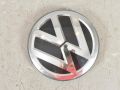 Volkswagen Passat (B8) Etusäleikkö (tunnus) Varaosakoodi: 3G0853601D JZA
Korityyppi: Univer...