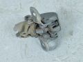 Renault Kangoo Lukkolaite, vasen (peräovi) Varaosakoodi: 8200031626
Korityyppi: Mahtuniver...