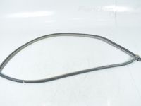 Mitsubishi L200 Etuovi tiiviste, oikea Varaosakoodi: MN117632HA
Korityyppi: Pikap
