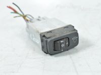 Mitsubishi L200 Ajovalon säädin katkaisimet  Varaosakoodi: MR506482
Korityyppi: Pikap