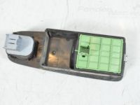 Citroen Jumper Lasinnostimen kytkin, vasen (etu-) Varaosakoodi: 1608705680
Korityyppi: Kaubik