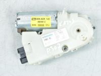 Peugeot 307 Kattoluukku moottori Varaosakoodi: 8401 T2
Korityyppi: Universaal