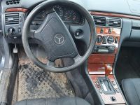 Mercedes-Benz E (W210) 1996 - Auto varaosat