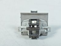 Peugeot 308 Ovirajoitin, etu oikea Varaosakoodi: 9181N2
Korityyppi: 5-ust luukpära...