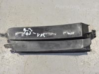 Cadillac CTS 2002-2007 Puskurin säleikkö, vasen Varaosakoodi: 12786010