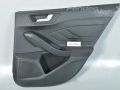 Ford Focus Oviverhoilu, oikea (taka) Varaosakoodi: 2549972
Korityyppi: Universaal
Li...