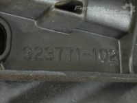 Jeep Grand Cherokee (WK) Takaovi lasinnostin mekaaninen, oikea (el) Varaosakoodi: 68079288AA
Korityyppi: Maastur