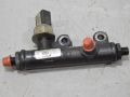 Land Rover Discovery Polttonesteen jakelulaite (2.7 diesel) Varaosakoodi: 1387695 ; 4R8Q9C066AE
Korityyppi:...